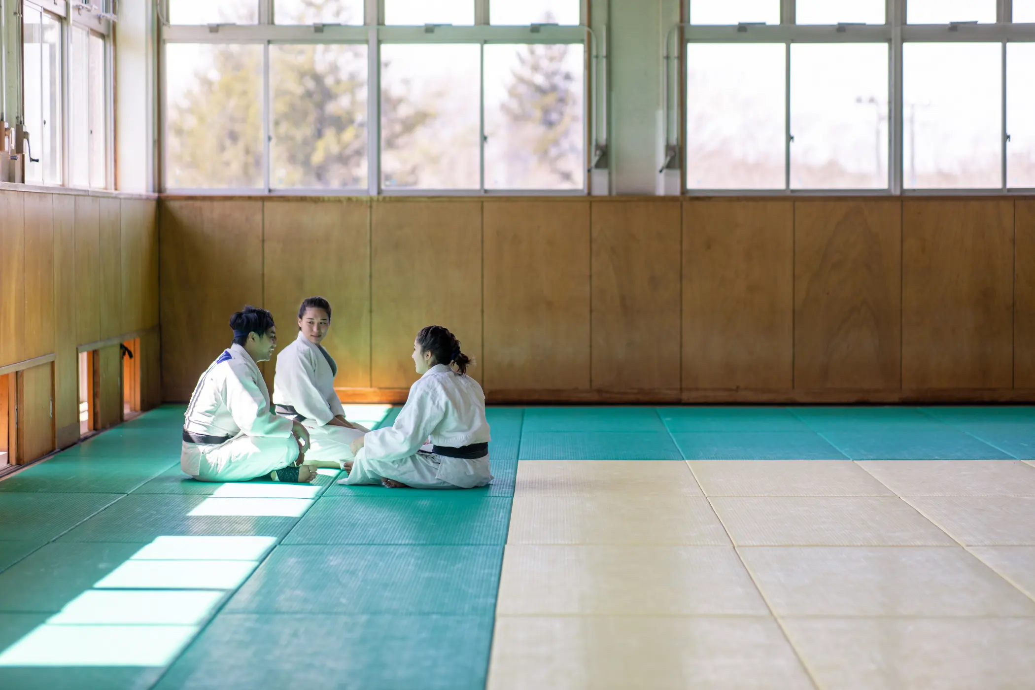 El silencio del dojo y la gestión del cortisol